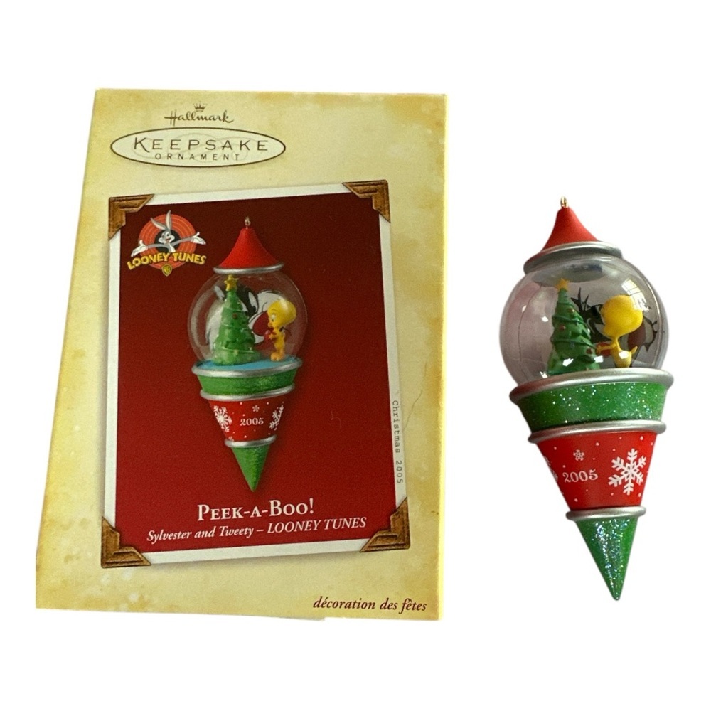 2005 Peek-A-Boo! Sylvester and Tweety Looney Tunes Christmas Hallmark Ornament